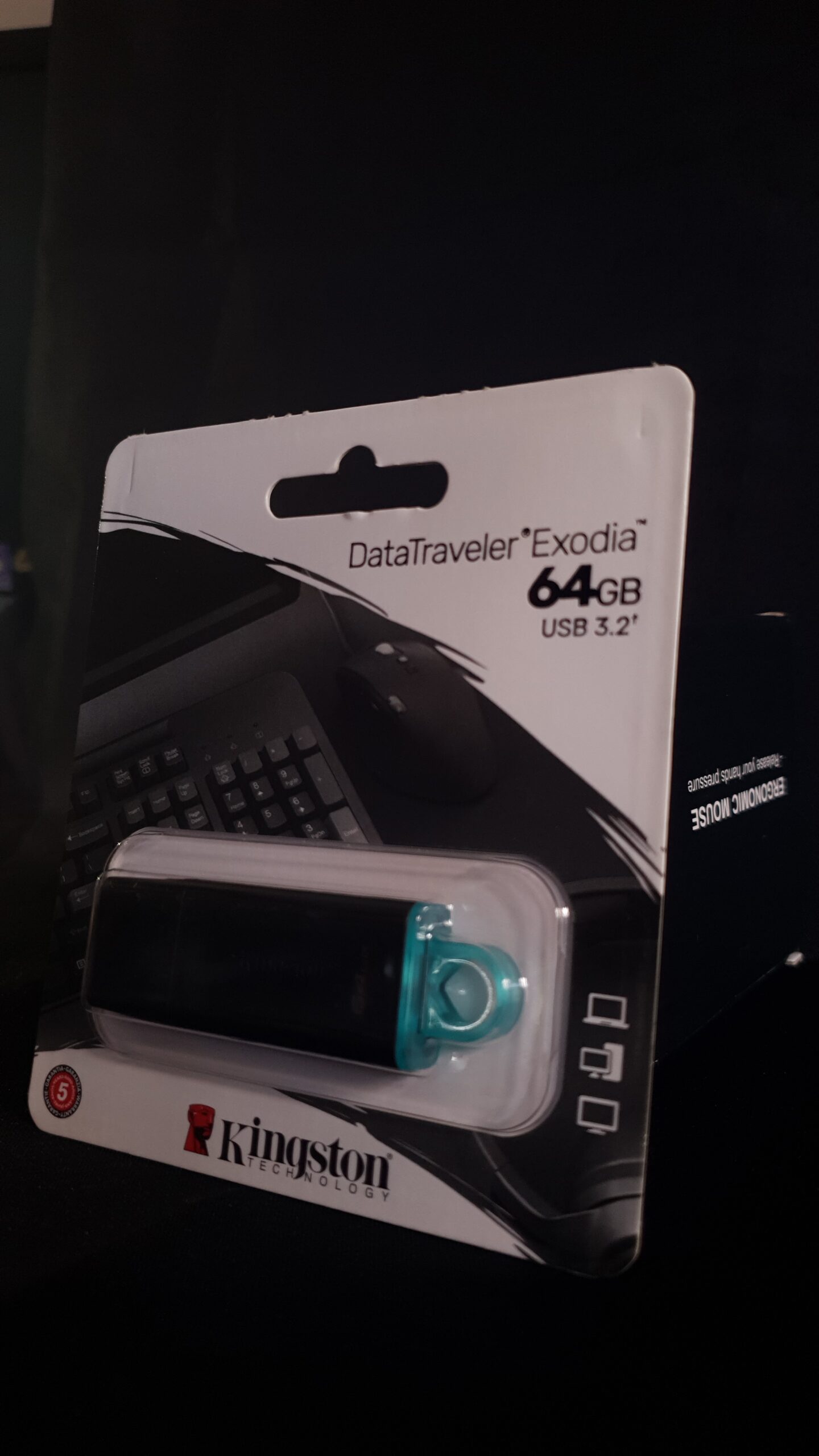 Memoria usb kingston de 64 GB - Imagen 4